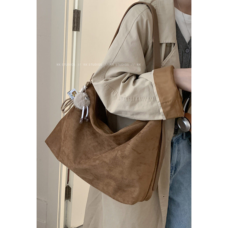 秋冬复古大容量包包女2025新款潮时尚麂皮绒托特包百搭单肩斜挎包,淘宝优惠券,粉丝福利购,淘宝优惠卷