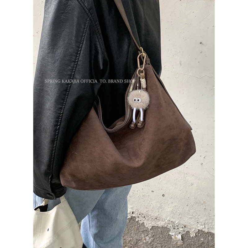 秋冬复古大容量包包女2025新款潮时尚麂皮绒托特包百搭单肩斜挎包,淘宝优惠券,粉丝福利购,淘宝优惠卷