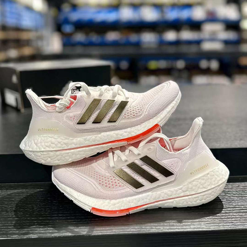 Adidas阿迪达斯女鞋跑步鞋ULTRABOOST网面透气缓震运动鞋子S23840 - 图0