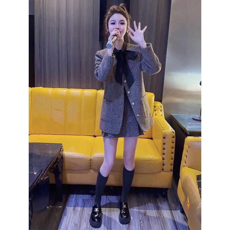 冬季新款高级感时尚气质套装女士高贵显瘦西服外套洋气短裙两件套,淘宝优惠券,粉丝福利购,淘宝优惠卷