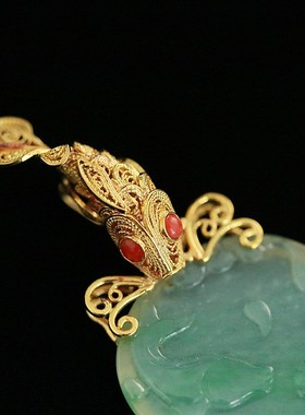 镀金镶嵌全天然翡翠吊坠银花丝