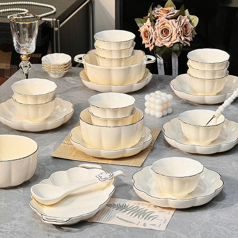 轻奢乔迁餐具套装2025新款高颜值家用吃饭碗米饭碗汤碗盘子碗组合,淘宝优惠券,粉丝福利购,淘宝优惠卷