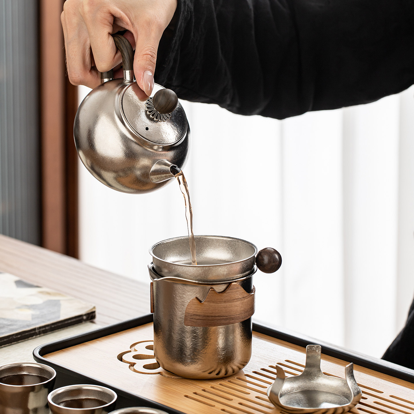 Pure titanium travel tea set portable outdoor tea drinking equipment lightweight teapot high-end 2026 new gift