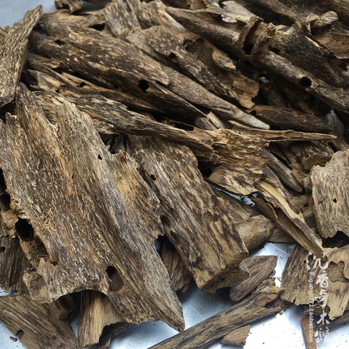 越南芽庄人工钻孔结香沉香虫漏块片磨粉原木电炉熏香煮水泡茶泡酒 - 图2
