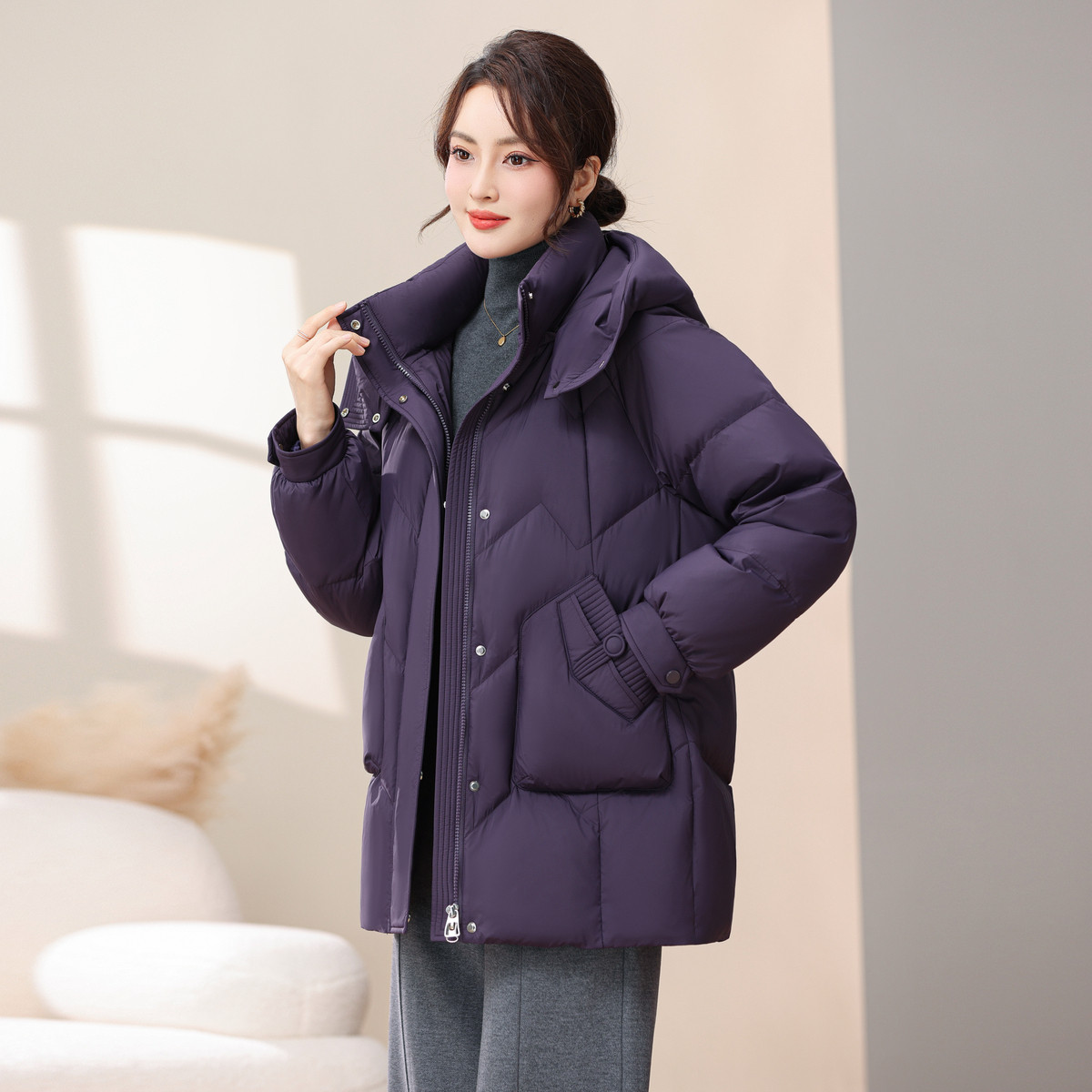 雪中飞2025冬新款妈妈款女士大码羽绒服宽松休闲洋气百搭保暖,淘宝优惠券,粉丝福利购,淘宝优惠卷