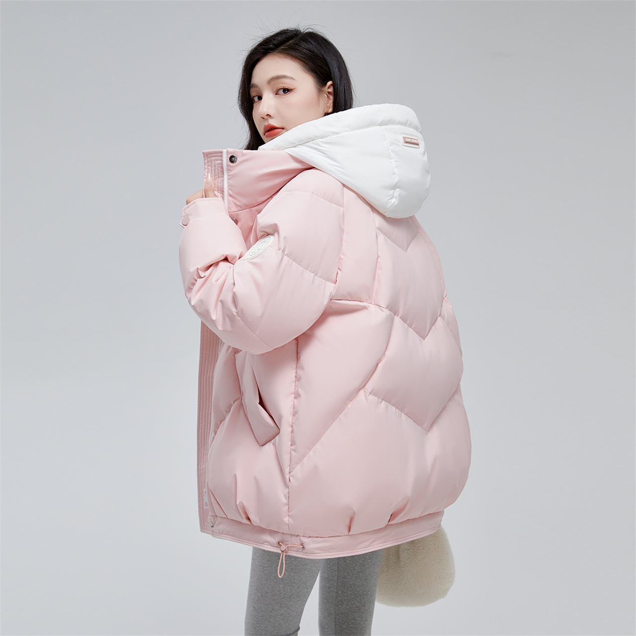 雪中飞2023秋冬新款连帽防风双拉链 雪中飞羽绒服