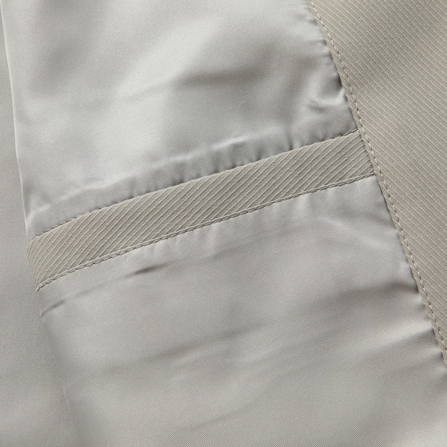 ເກມບິນໃນ Snow Lapel Jacket ເຄື່ອງນຸ່ງພາກຮຽນ spring