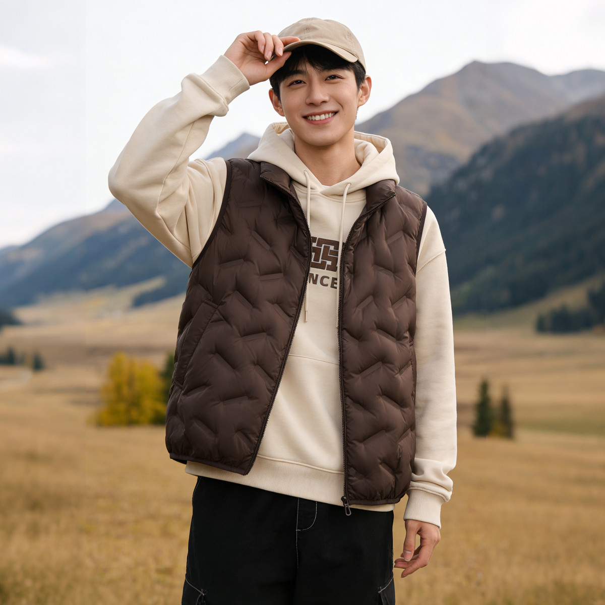 雪中飞2025冬新款男女同款立领羽绒马甲背心时尚休闲户外外穿旅行,淘宝优惠券,粉丝福利购,淘宝优惠卷