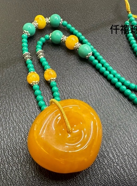 爆款原创俄料鸡油黄平安扣无事牌吊坠项链女款时尚个性款锁骨链