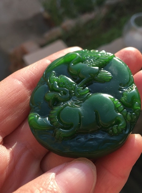 天然外蒙料占鳌头吊坠菠菜绿仙鹤貔貅玉佩礼物送证书