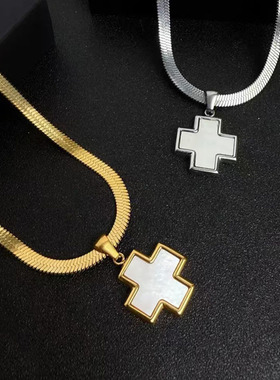 金色四叶草项链男款高级感