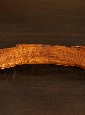 海南黄花梨雕梅花纹镇纸