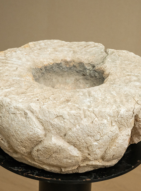 明代石雕莲花台座（一对）