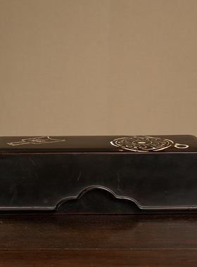 大漆嵌螺钿古币纹盖盒