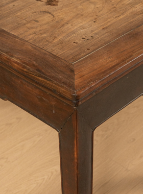 红木洼堂肚马蹄腿带屉方桌