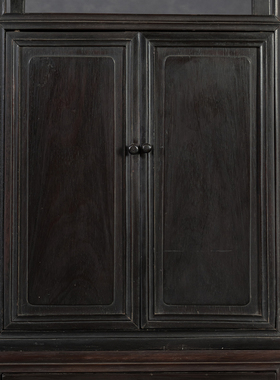 清中期红木素面博古柜