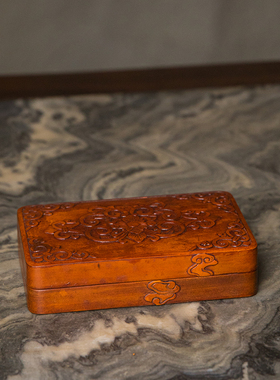 清代竹簧花卉纹盖盒摆件