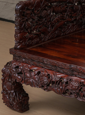 红木透雕荷花纹罗汉床