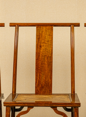 清代黄花梨灯挂椅成堂