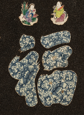 红木嵌青花粉彩瓷片挂屏