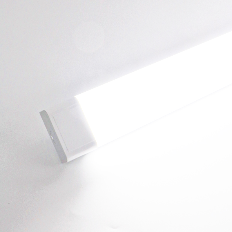 超亮led长条灯吸顶一体灯管商用室内卧室插头直插式免安装照明灯