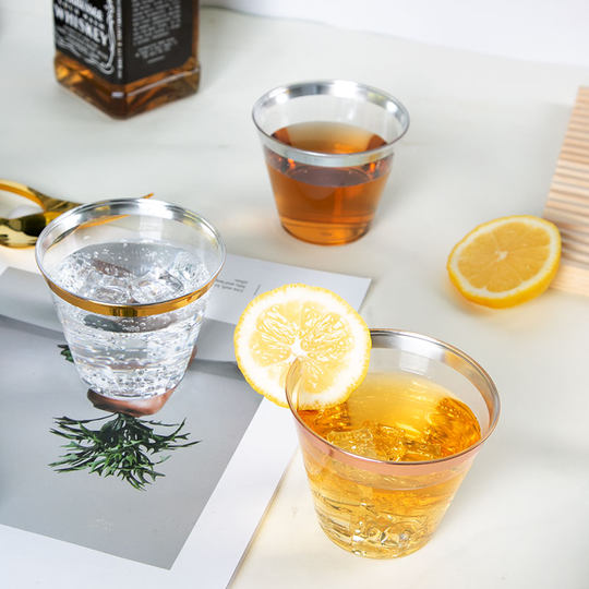 Disposable hard thickened transparent business aviation cup