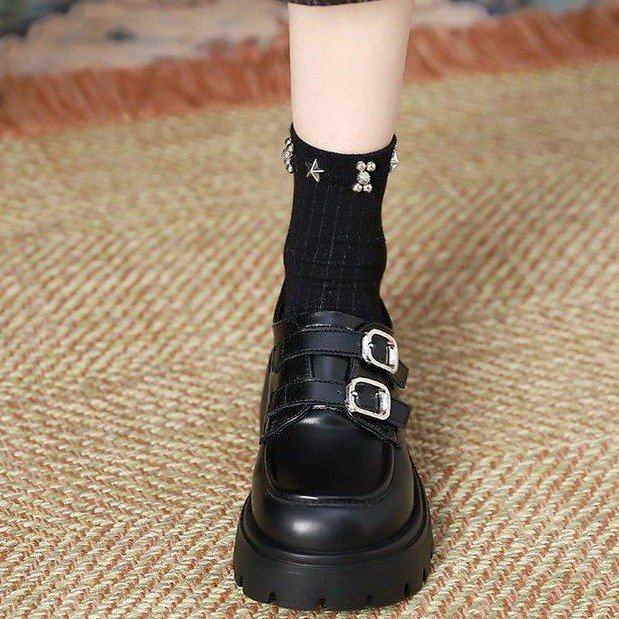 百搭英伦黑色厚底小皮鞋女法式深口单鞋2026新款春秋乐福玛丽珍鞋,淘宝优惠券,粉丝福利购,淘宝优惠卷