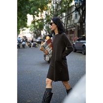 AmandaX Capsule Closet series of elastic wool knit slanted open undershirt dress