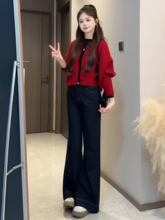 The most beautiful two-piece set in autumn 2025 korean style complete set of relaxed wear red cardigan top suit for women