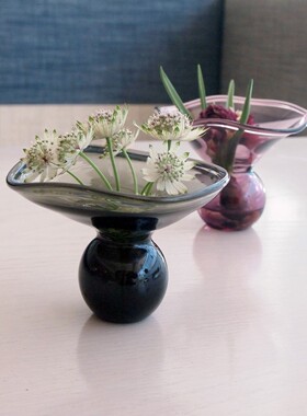 代购日本制Sghr玻璃花瓶小号迷你一轮插一支花器花瓣造型