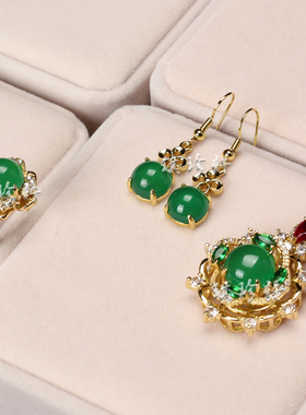 花朵玻璃种玛瑙耳坠戒指三件套