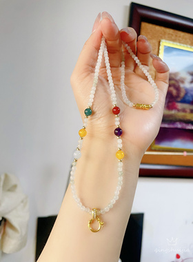 天山翠万能链项链可以搭配自己的吊坠佛牌，简单百搭