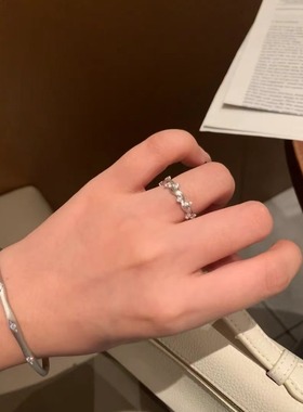 意大利中古拉丝轻奢感植物系925纯银拉丝工艺锻面藤蔓戒指