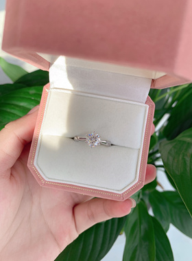 初昕-新款通棂对戒S925银镀铂金镶嵌莫桑钻戒闭口结婚礼物时尚