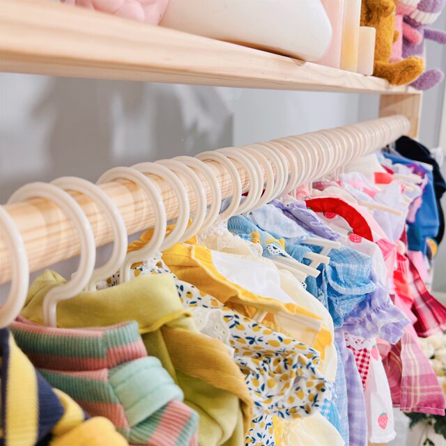 One-core pet solid wood pet house cat hanger dog clothes display rack storage rack movable coat rack