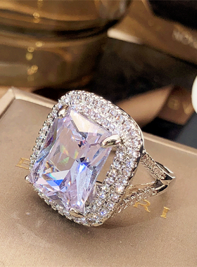 超闪满钻夸张方形宝石戒指
