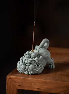 创意元宝金毛吼招财摆件桌面装饰