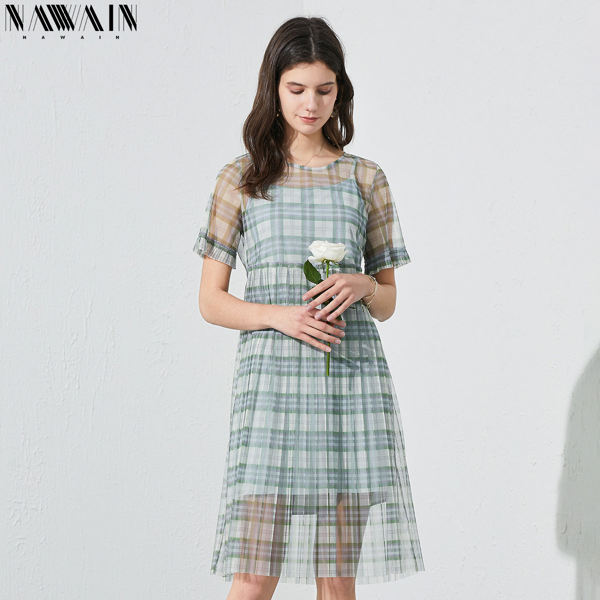  纳纹服饰连衣裙