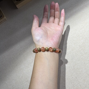 原创透体红胶花10mm+绿檀木8mm舒缓美容旺财纳福【H287】