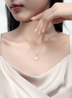 小杏运999足银锁骨链送女友