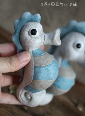 陶瓷手绘地中海海马可爱书房摆件