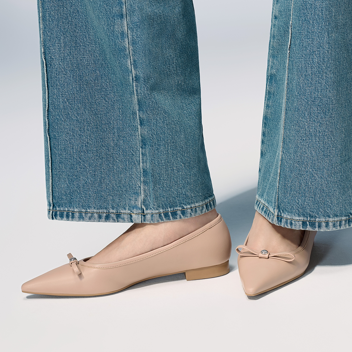 CHARLES&KEITH25冬新款CK1-70381169平底尖头蝴蝶结芭蕾舞鞋单鞋 - 图1