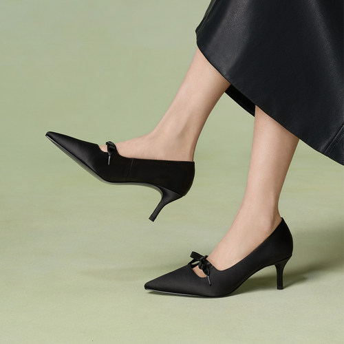 CHARLES&KEITH26春新款CK1-61720252蝴蝶结粗花呢缎面高跟鞋单鞋 - 图1