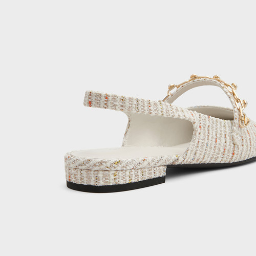 CHARLES＆KEITH春季女鞋CK1-70900382女士珠链绊带小香风平跟凉鞋 - 图3