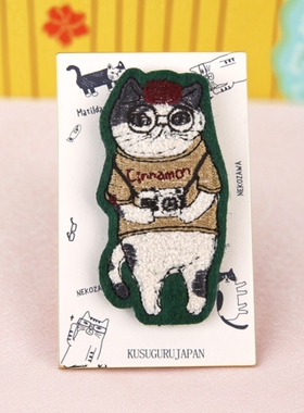 可以挂在包包上可以别在衣服上是胸针是挂件出口日本小猫正品246