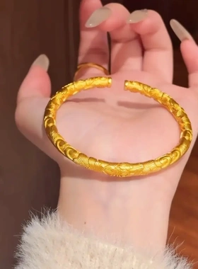 2025新款热火款古法鎏金錾刻富贵牡丹花素圈开口手镯高保色手镯子