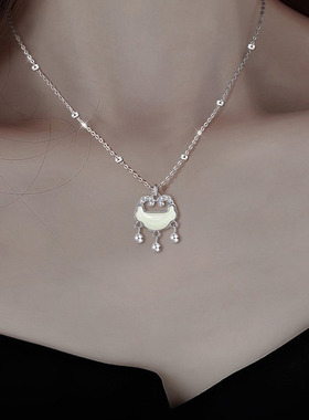 和田玉平安锁S999纯银项链女款