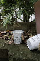 Large Bowl Fields Garden Wind Iron Sheet Barrel Fragrant candle contains mosquito repellent insect repellent component Oh ~