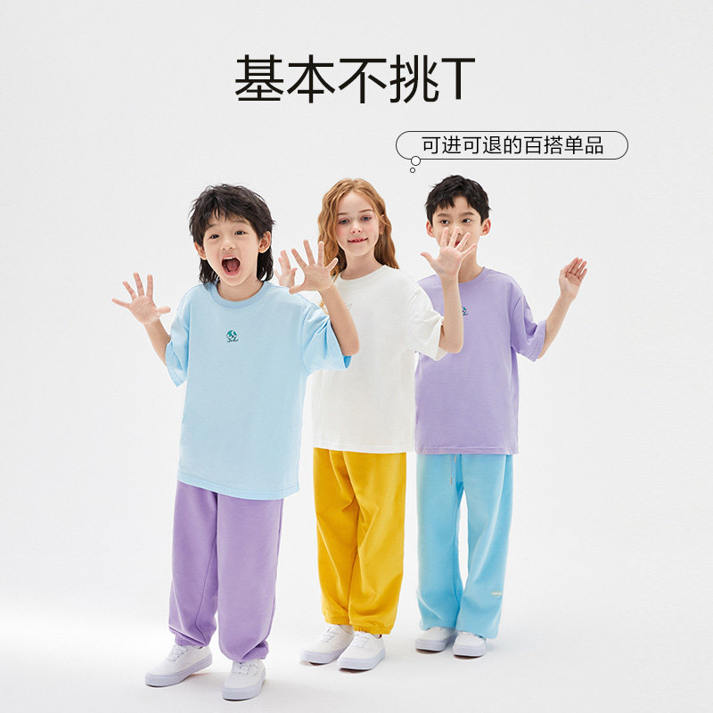  巴拉巴拉outlets店T恤
