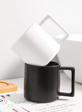 简约漱口杯陶瓷北欧情侣刷牙杯套装置物架家用浴室洗漱杯子一对装